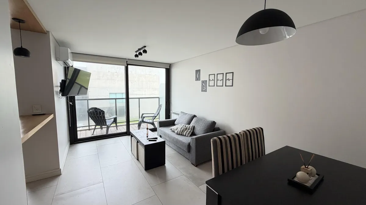 Departamento 2 ambientes en venta con vista al mar