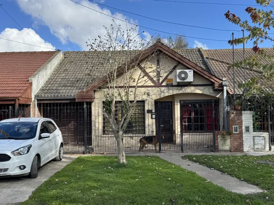 Casa en venta barrio Los Pinares