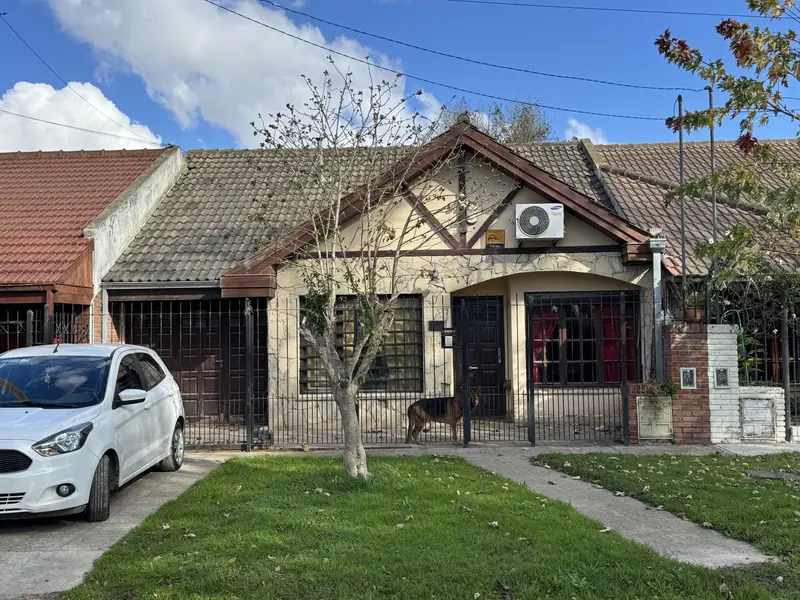 Casa en venta barrio Los Pinares