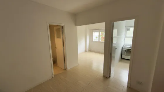 Departamento 1 ambiente en Brown al 2000