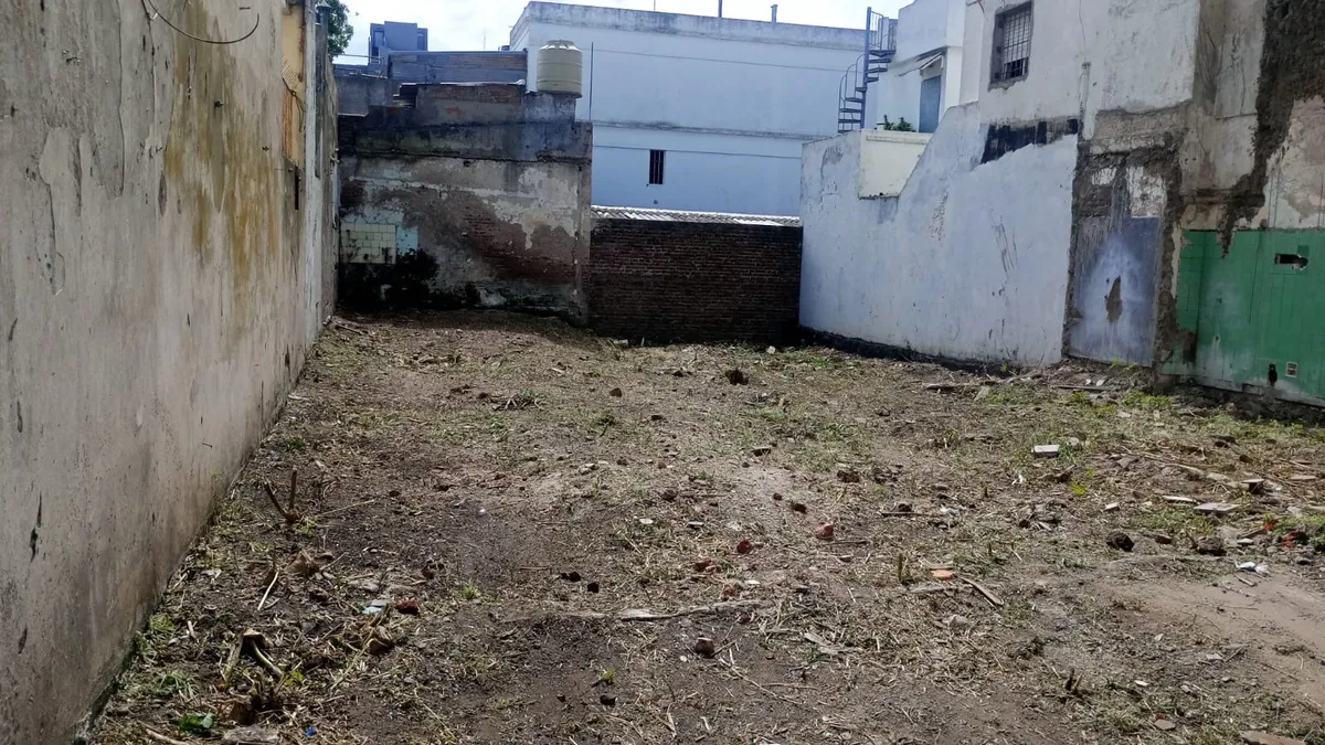 Terreno en Alvarado al 2000