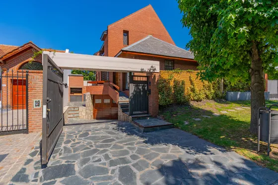 Casa en venta - Los Troncos
