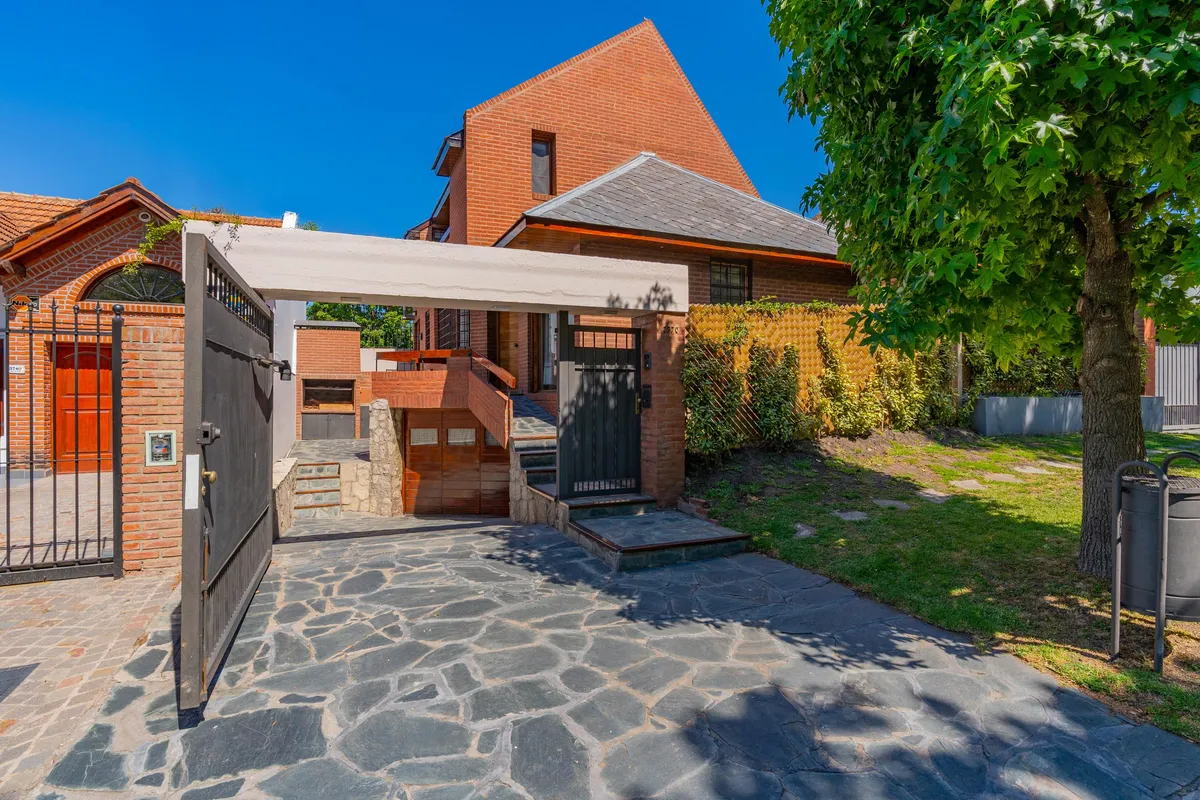 Casa en venta - Los Troncos