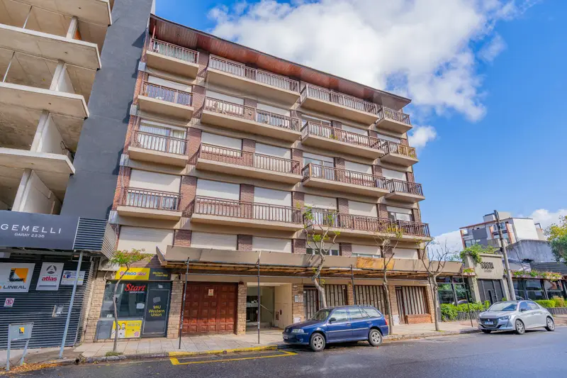 Departamento 3 ambientes en Garay al 2200