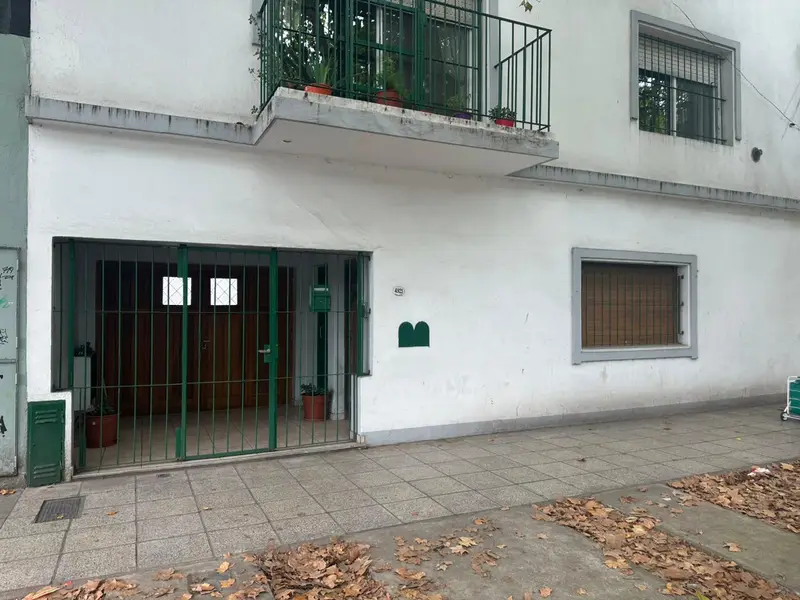 Local 3 ambientes en Libertad al 4900