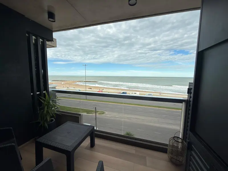 Departamento 1 ambiente en Av. Félix U. Camet al 1400