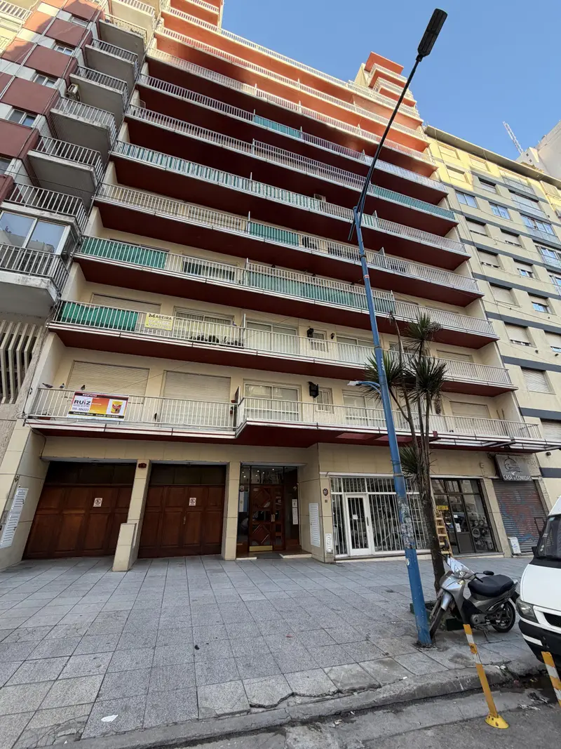 Departamento 3 ambientes con dependencia en venta