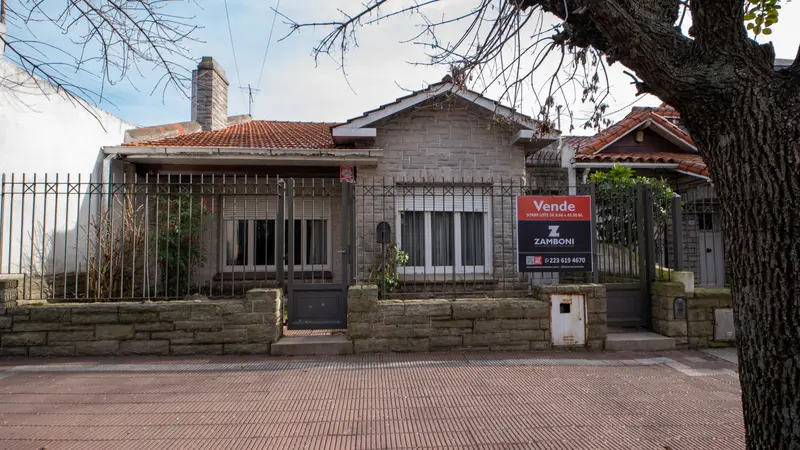 Casa en venta de 3 ambientes Barrio Chauvin